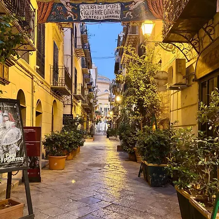 Cubbula - E Terrazze In Centro Storico 아파트